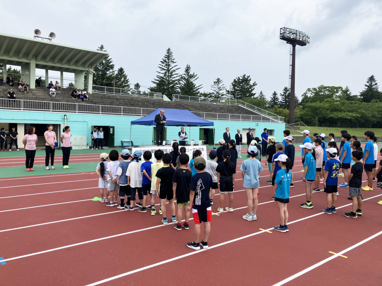 大石総合運動公園陸上競技場02