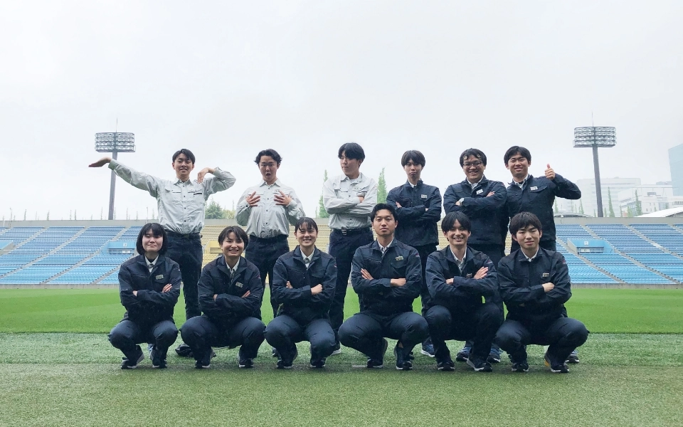 作業着集合写真