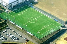 神奈川大学、初のロングパイル人工芝のサッカー場が完成