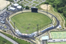 岐阜県可児市運動公園に全面人工芝のKYBスタジアム誕生