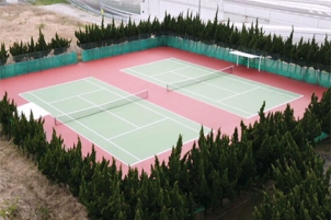 三重県 北部浄化センターのテニスコートをリフレッシュ