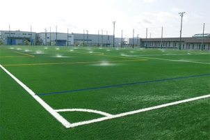 ポートアイランドに神戸市立港島南球技場オープン、Viuシステム設置