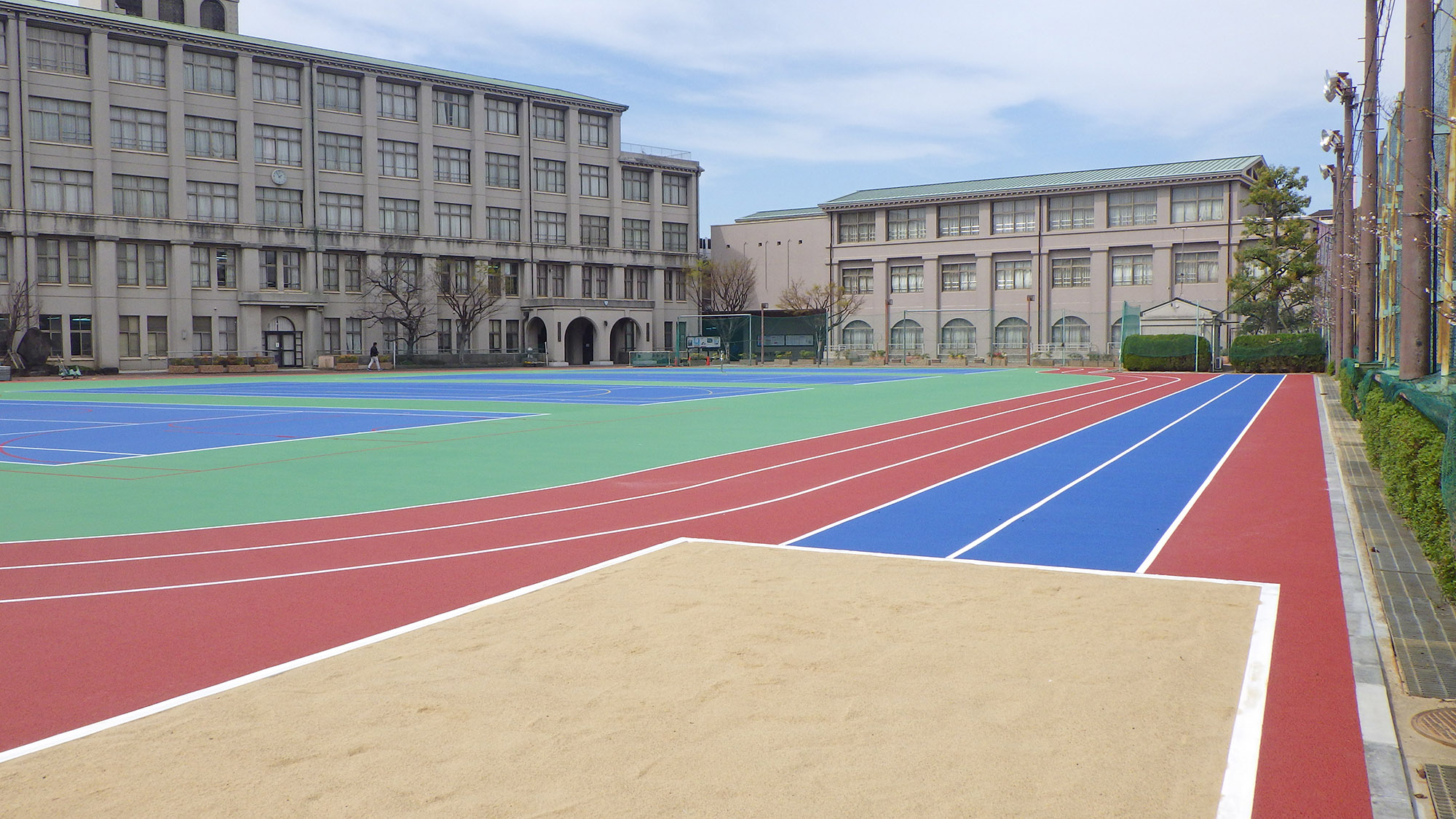 大谷中学校・高等学校　多目的運動場