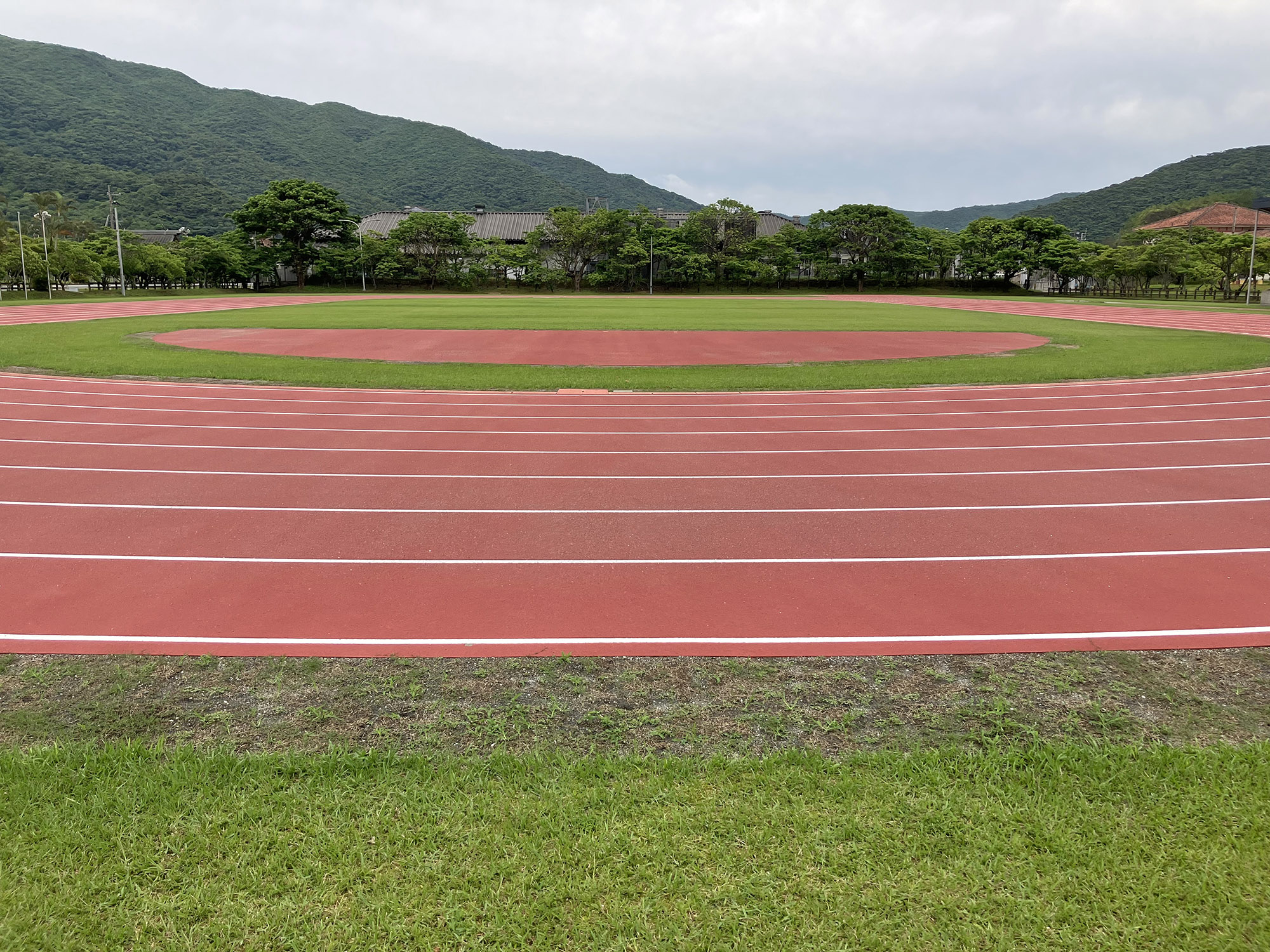 奄美大島_宇検村陸上競技場