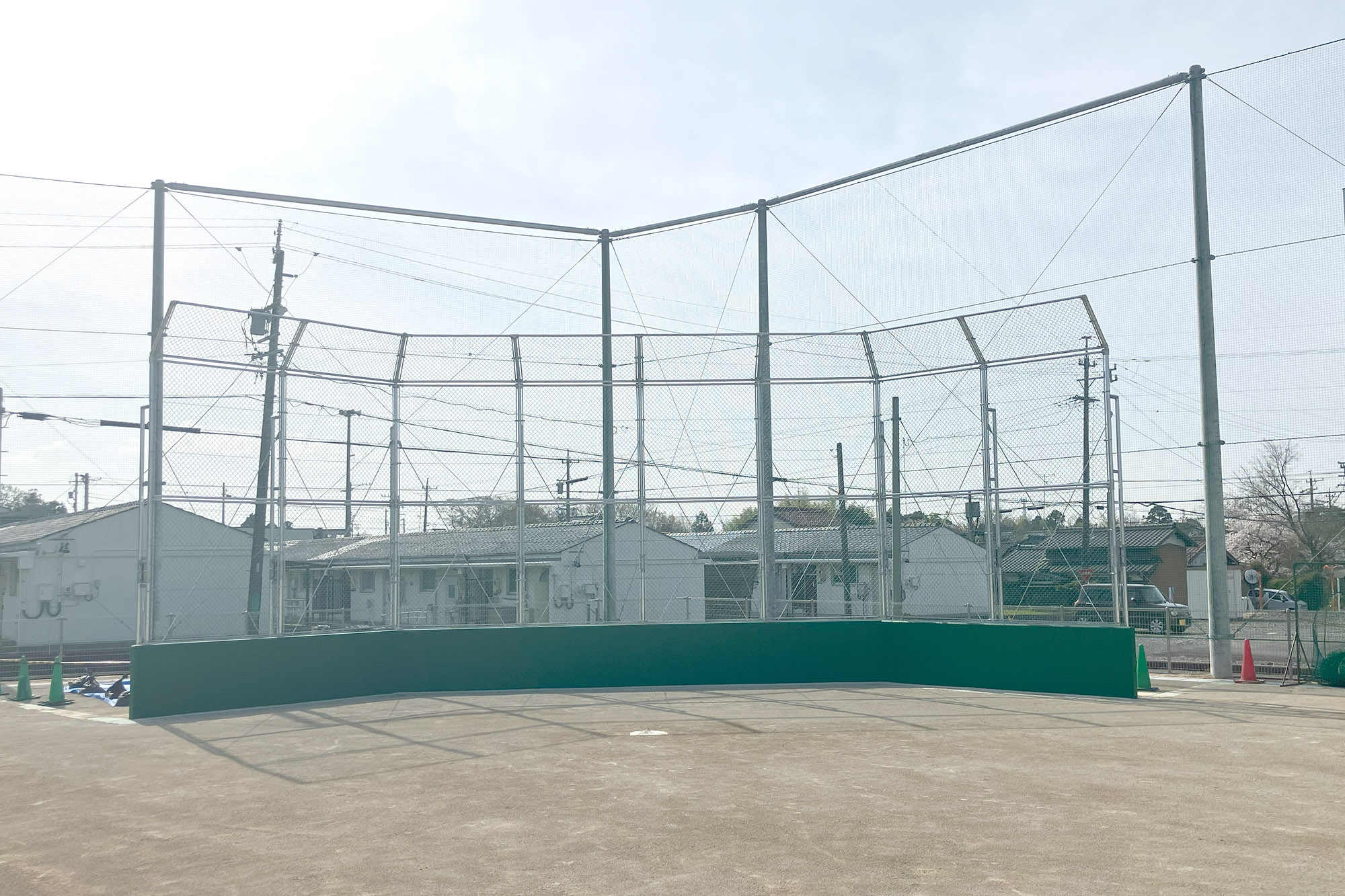 四日市市　高花平小学校　運動場