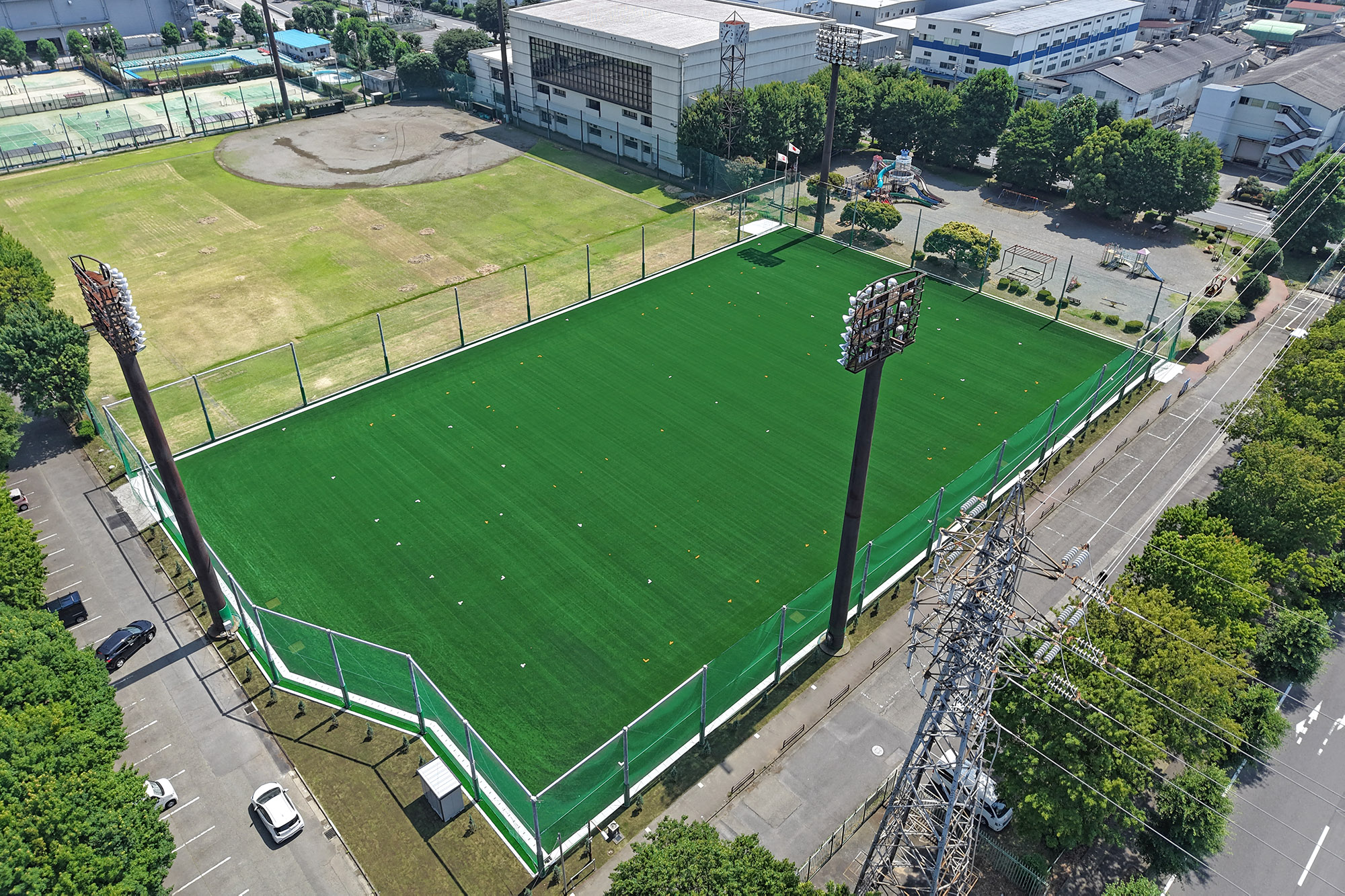 中津工業団地第1号公園に人工芝の多目的広場を新設