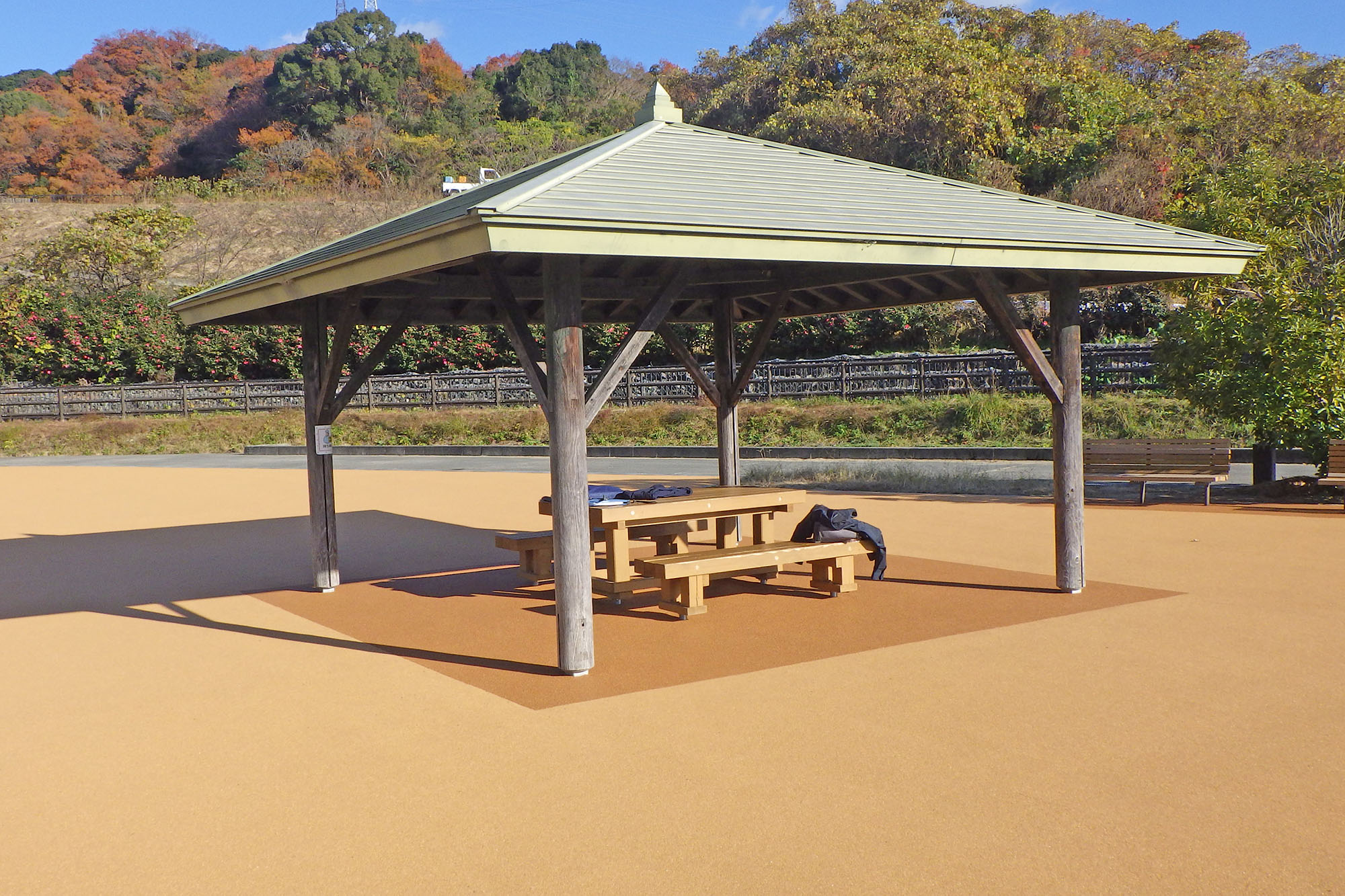 和歌山県有田川町 明恵の里スポーツ公園 遊具広場 ゴムチップウレタン新設