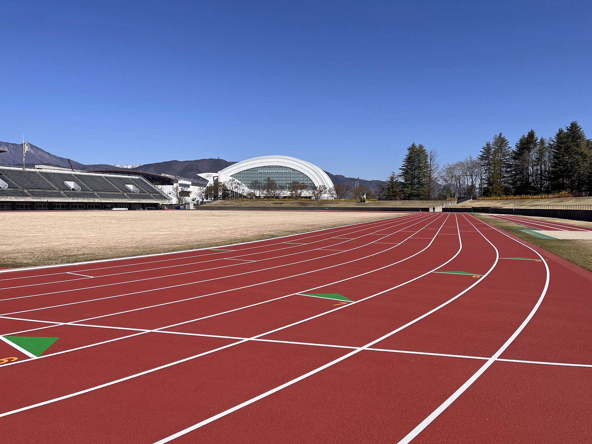 長野運動公園陸上競技場