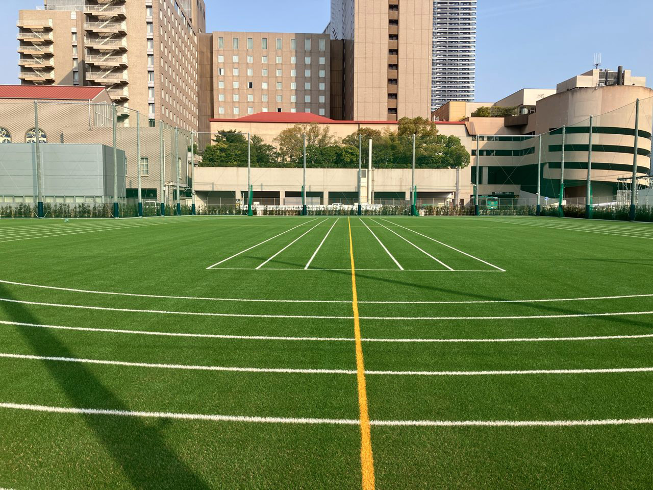 中之島小中一貫校 人工芝グラウンド