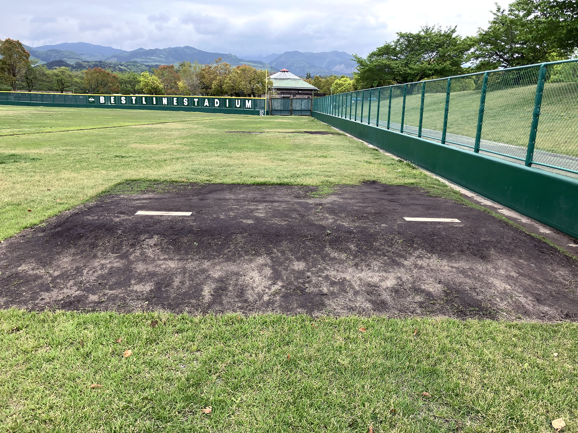 五條市 ベストラインスタジアム（上野公園 野球場）