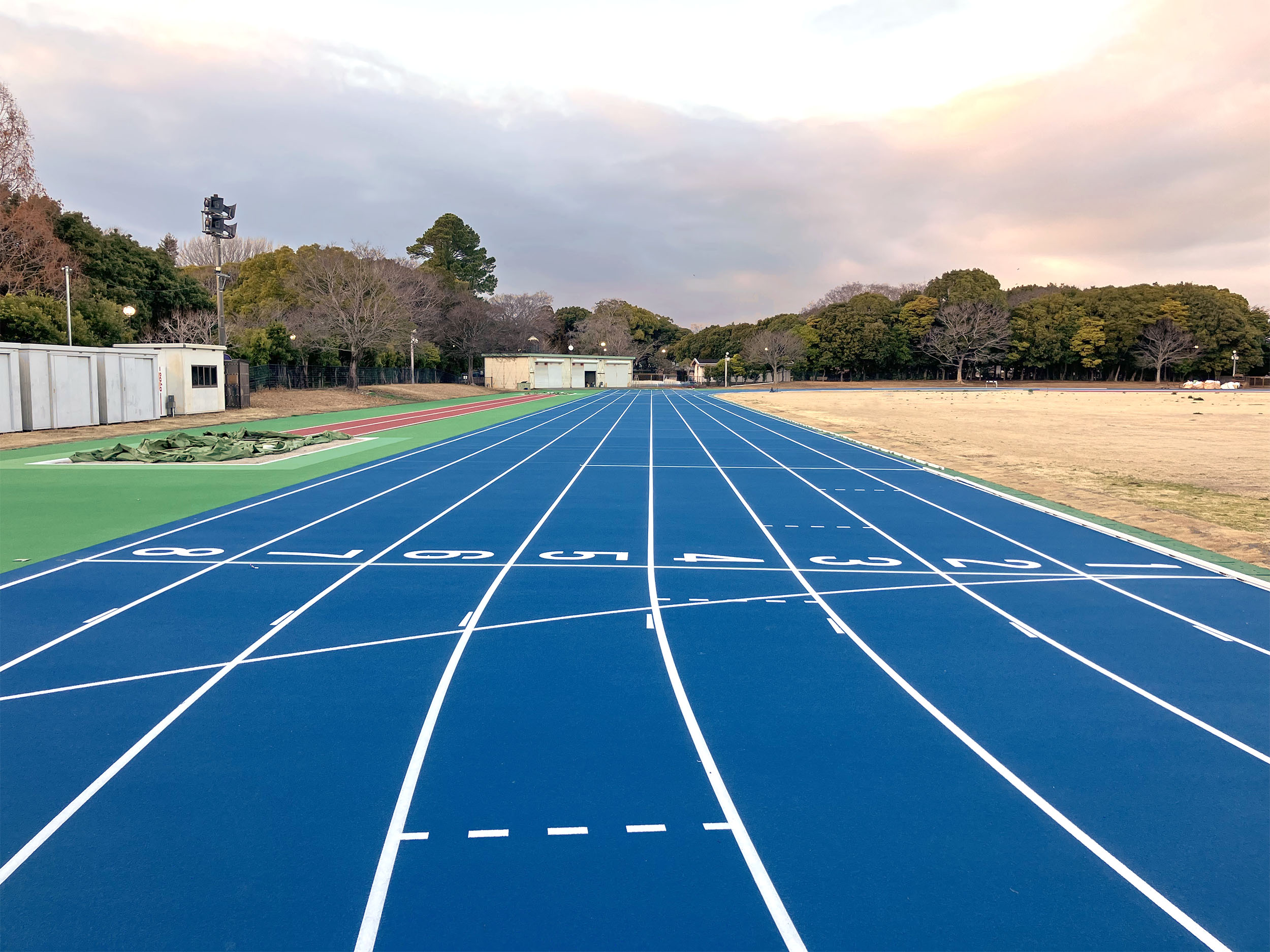 磐田市陸上競技場