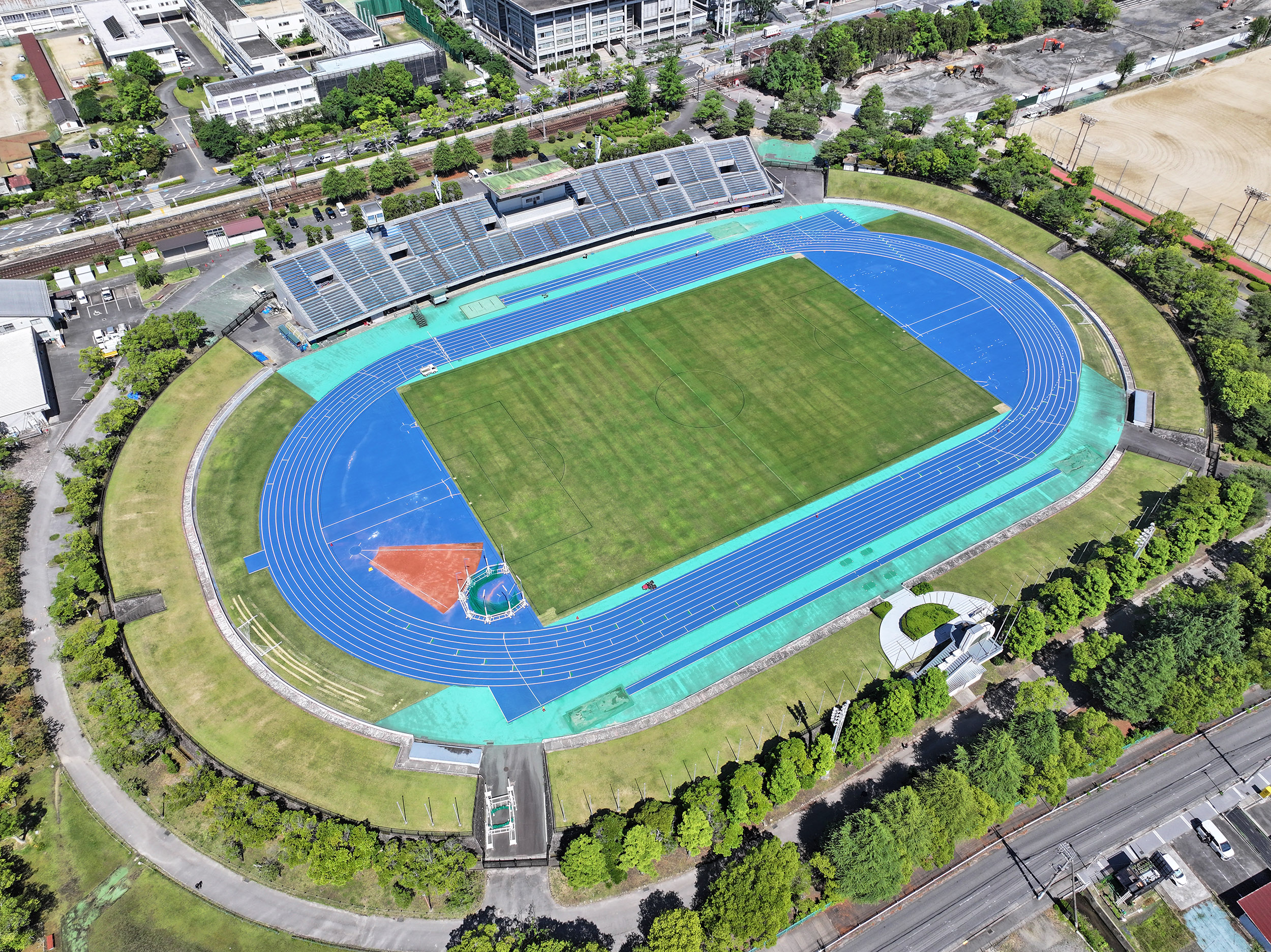 皇子山総合運動公園陸上競技場