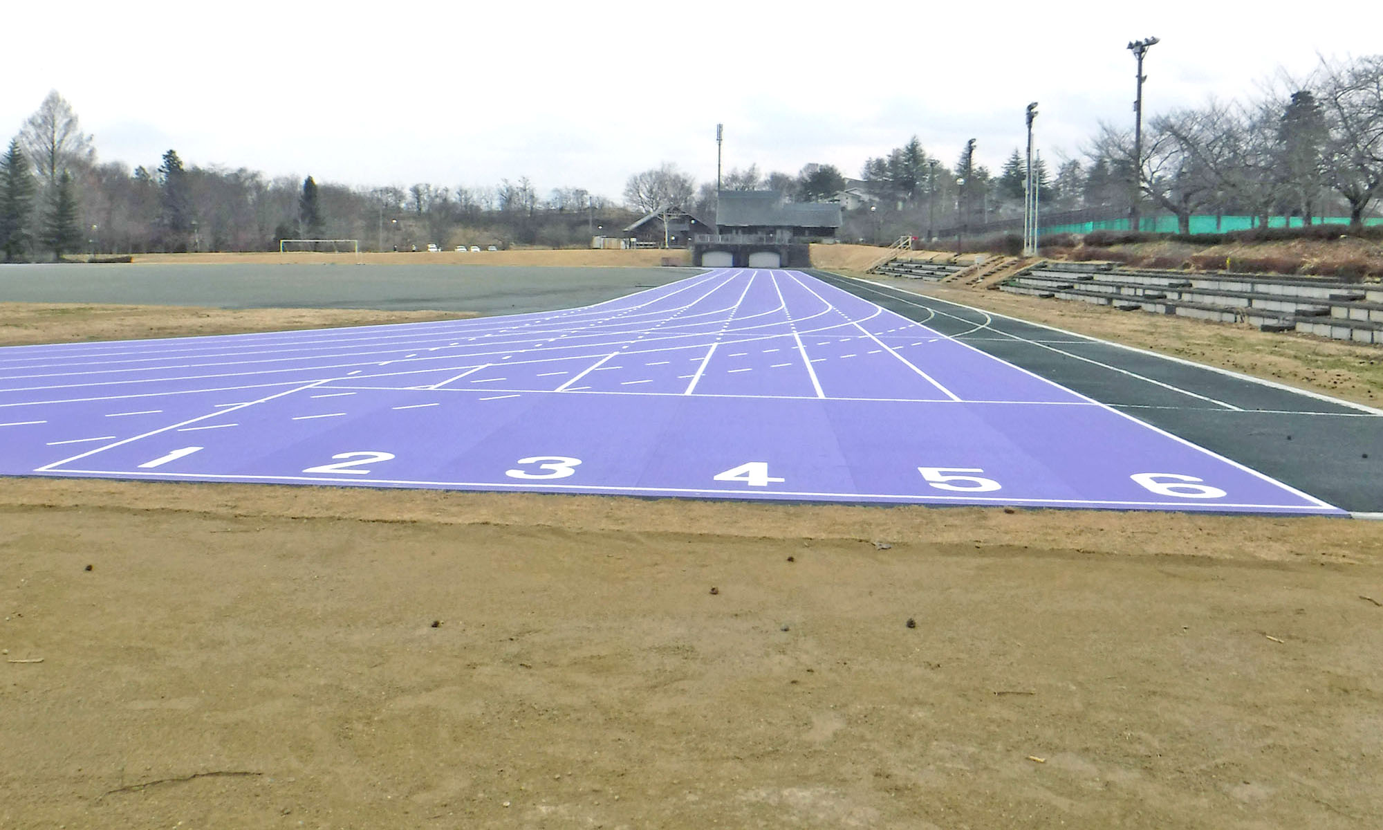 会津美里町 ふれあいの森公園陸上競技場